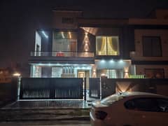 12 Marla luxury house for rent gulbahar block bahria town Lahore