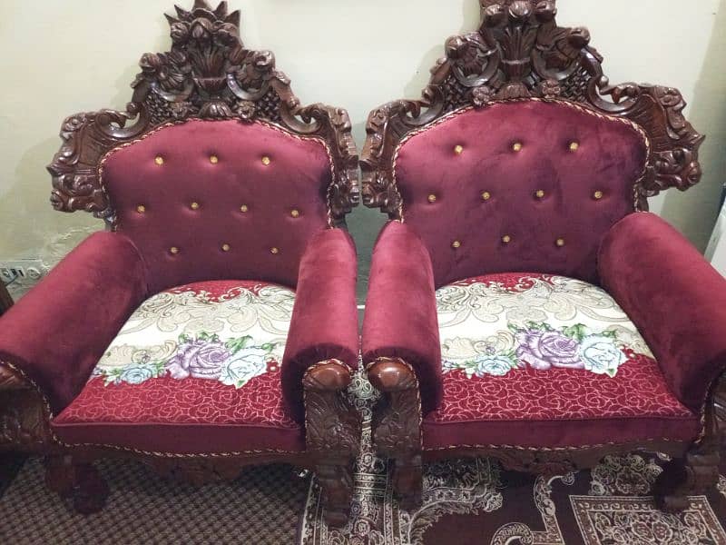 5 seater sofa set in new condition 2