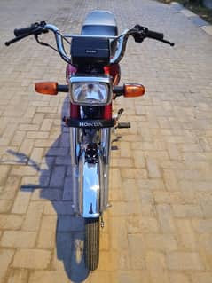 asslam O likom Honda CD 70 for sale O3=I8-6*8\45_49l contact