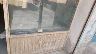 shop rak  pata fram iron ka with glass