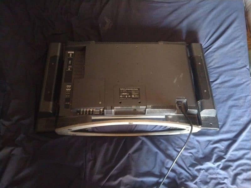 Kolin LCD Multi-Media Display 3