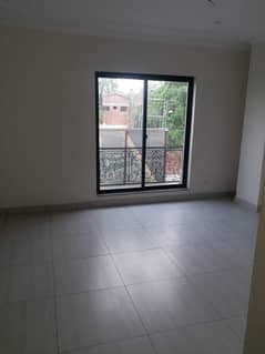 Exquisite 1524 Square Feet 3 Bedroom Luxury Apartment For Sale On Zahoor Elahi Road, Gulberg By Executive Estate