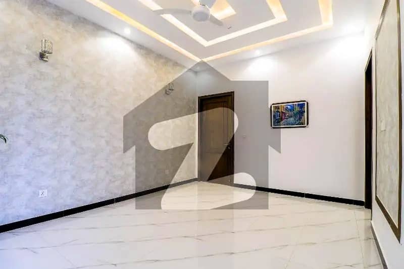 1 Kanal Luxurious Upper Portion On Top Location For Rent in DHA Phase 2 Lahore 3