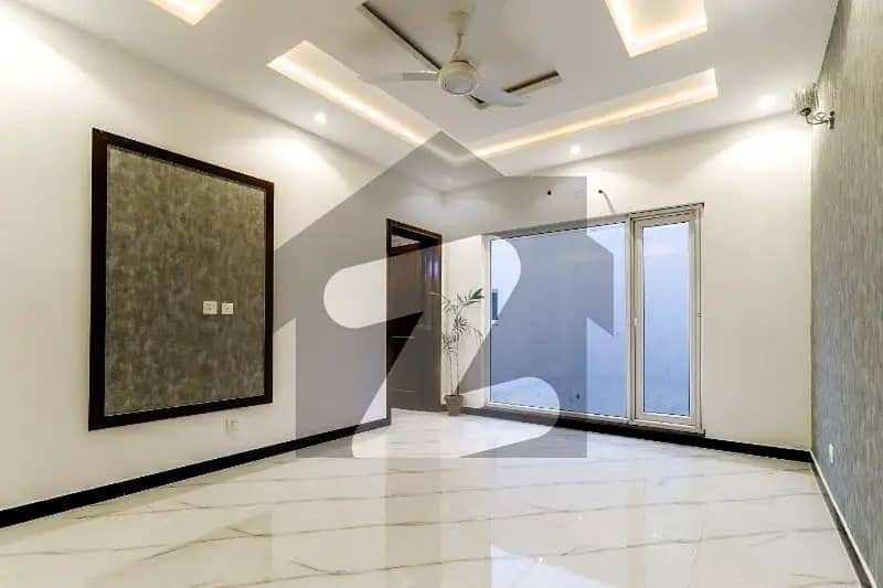 1 Kanal Luxurious Upper Portion On Top Location For Rent in DHA Phase 2 Lahore 7