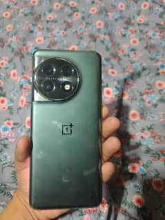 oneplus 11 5g good condition 03224991914