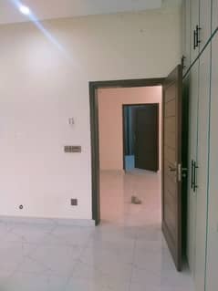 UPPER PORTION OF 10 MARLA LIKE A BRAND NEW LUXURY EXCELLENT HOUSE FOR RENT IN GULBAHAR BLOCK BAHRIA TOWN LAHORE