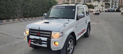 Mitsubishi Pajero Mini 2011