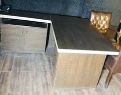executive table