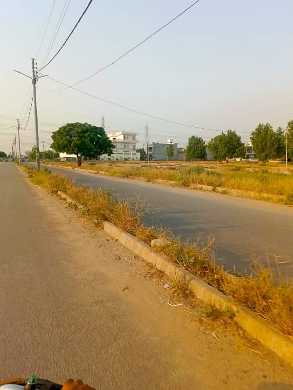 120 SQ YARD TRANSFER PLOT IN SAADI GARDEN BLOCK 4 (240 KI FACING PY) 1