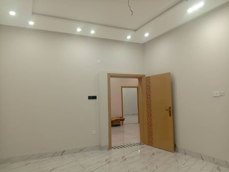 BRAND NEW 2ND FLOOR PORTION AVAILABLE FOR RENT 3
