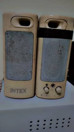 speakers urgent sale