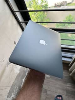 MacBook Pro M1 96% battery