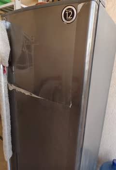 Dawlance Vertical Freezer