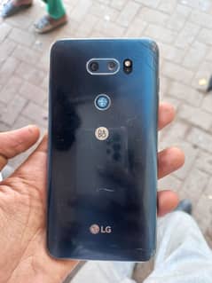 LG v30 4 64 snapdragon 835