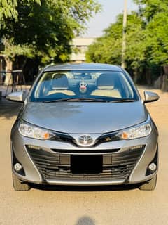Toyota Yaris 1.5 ATIV X CVT bumper to bumper genuine