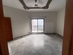 1 KANAL UPPER PORTION FOR RENT IN DHA PHASE 3