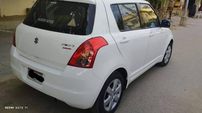 Suzuki Swift DLX Automatic 1.3 Navigation 0