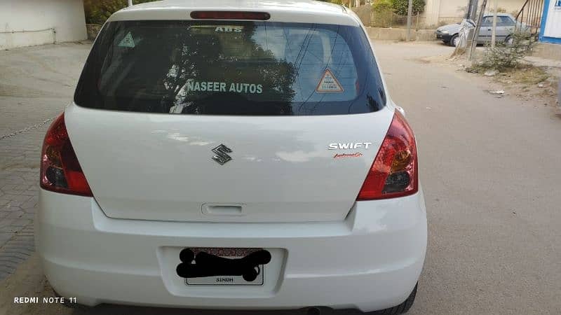 Suzuki Swift DLX Automatic 1.3 Navigation 1
