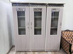 3 door divider with led lights
