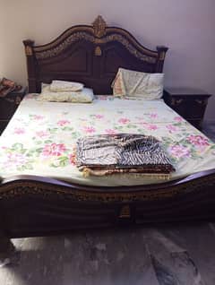 wooden furniture only 3 years used