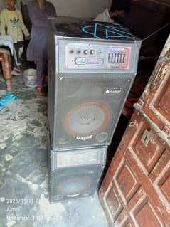 adionic k speakers han awaz boht zyada ha boht achi quality  ha