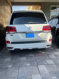 ZX V8 fully loaded land cruiser