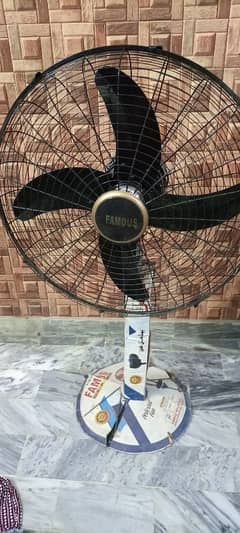 Padestal Fan just 1 time used. Urgent Sale!