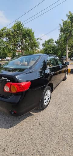 Toyota Corolla XLI 2011 80% Genuine, Second Owner  Toyota maintained