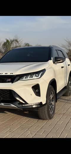 Toyota Fortuner Legender 2022