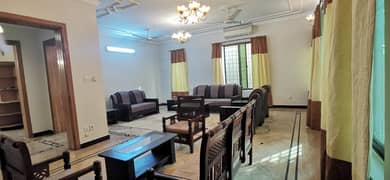 F-7 500 Syd House 5bed Rooms 2tvl with sqr Margalla Facing Best Location