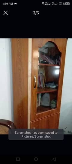 corner showcase
