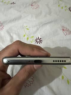 Tecno camon 40