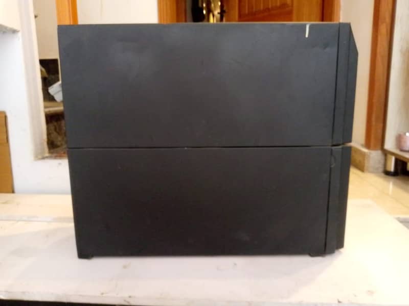 APC 3 KVa only UPS in perfect working condition 2