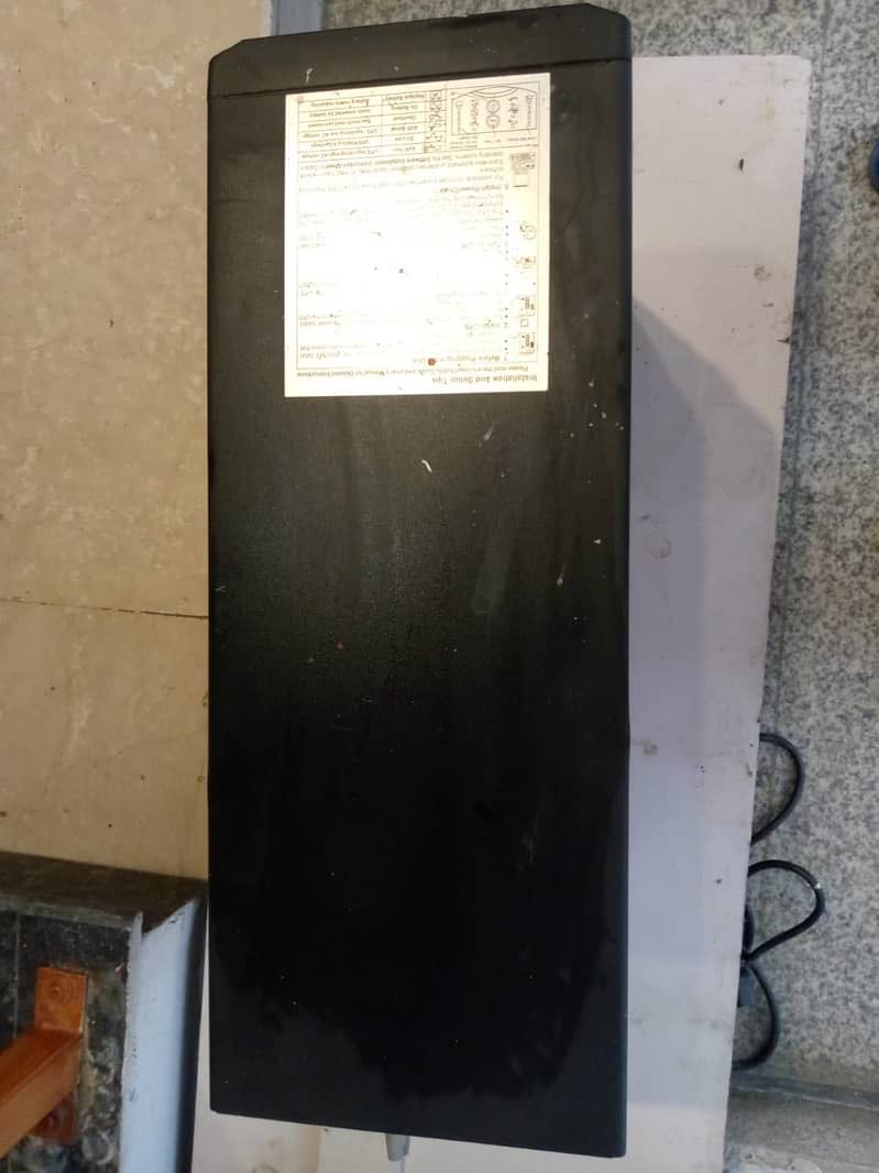 APC 3 KVa only UPS in perfect working condition 3