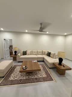 Luxury ground floor for rent