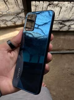 vivo y33s best condition with box vivo y series