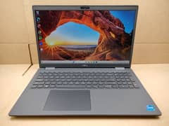 Dell Latitude 15 3520 - Touchscreen i7 11th Generation