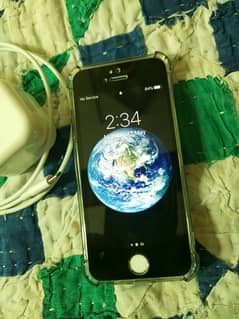 Iphone 5s For Sale 10/10 Condition Non PTA 16gb With Charger