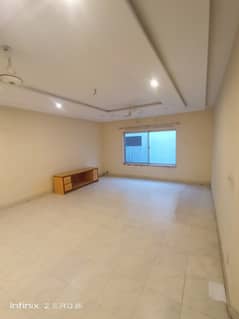 4 Marla Office Available For Rent