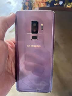 s9+