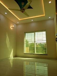 5 Marla Flat For Rent Bachelor's, Military Accounts Housing Society College Road Lahore.