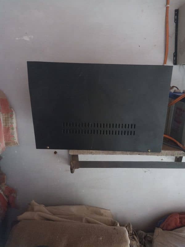 ups and mppt controller 100A 2