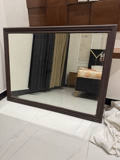 Wall mirror