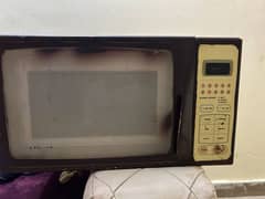 National Microwave Urgent for Sale Good Condition.