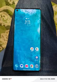 Moto Edge Plus