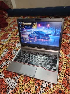Fujitsu laptop 8GB RAM 128GB SSD