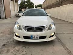 Toyota crown 2008 modellista bodykit