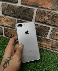 iphone 7+ 128GB stock