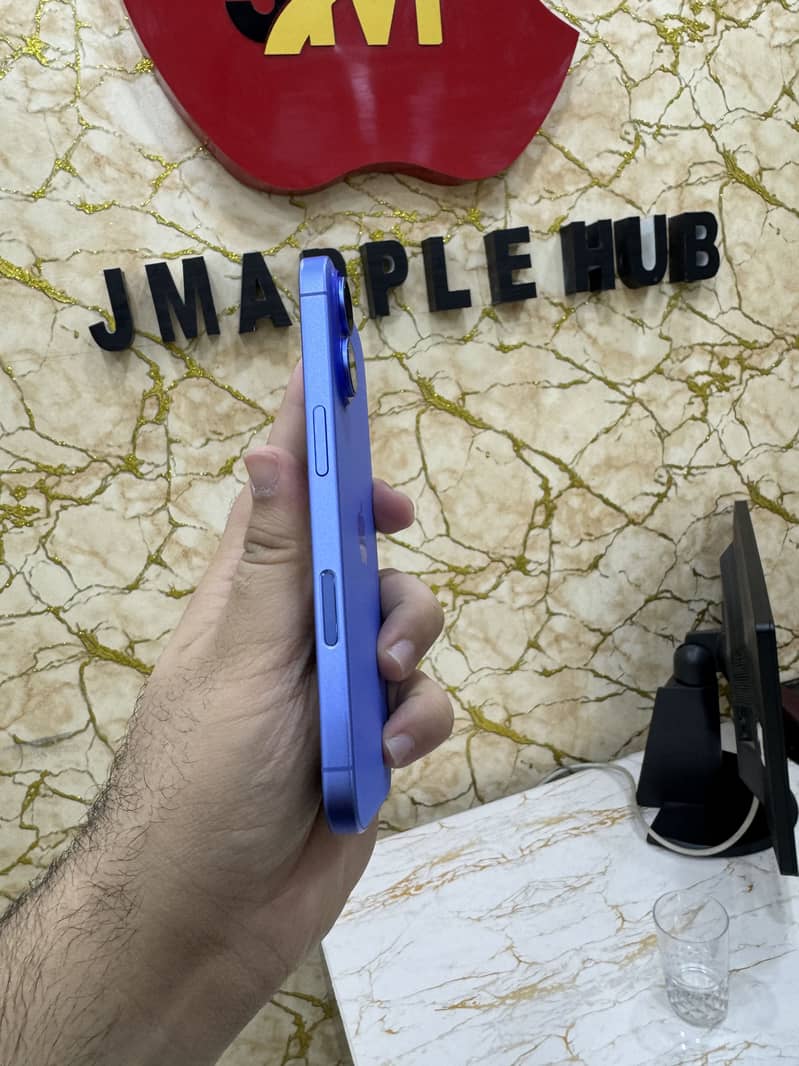 IPhone 16 JV 128 GB 3