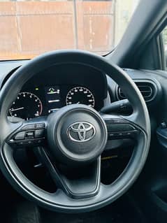 Toyota Yaris 2021/2025 Total Genuine Urgent sale +92 300 3441234